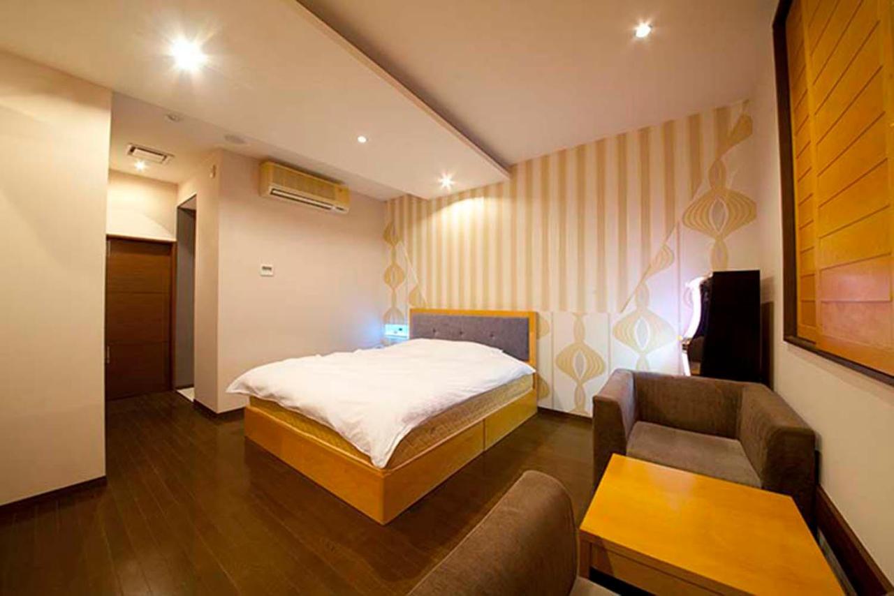 Hotel Hu Yonago (Adults Only) Екстериор снимка
